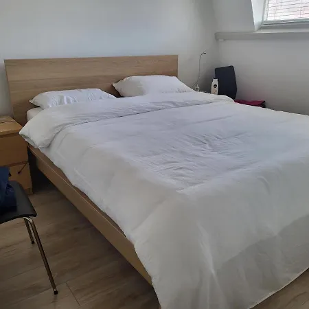 Apartment Beautiful Spacious At Location In Den Haag