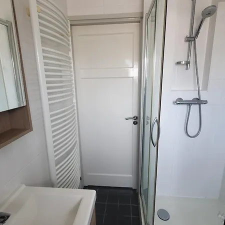 Appartement Beautiful Spacious At Location In